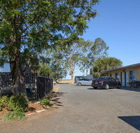 Artesian Motor Inn - Your Accommodation