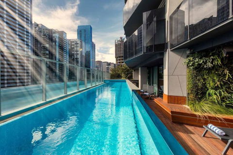 MA4004-1 BR, Lvl 40 Stylish Marco High Rise Home - Your Accommodation 2