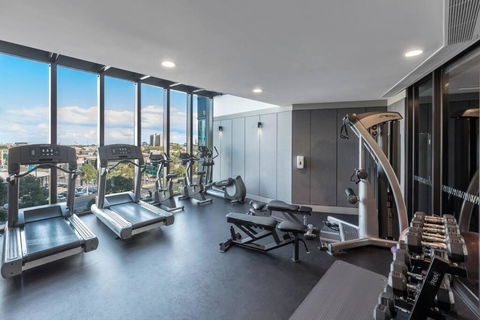 MA4004-1 BR, Lvl 40 Stylish Marco High Rise Home - Your Accommodation 3
