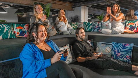 Mad Monkey Bayswater - Your Accommodation 2