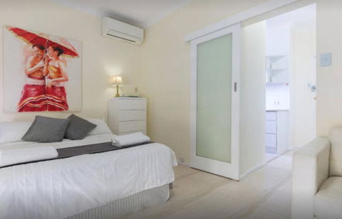 M102 West Perth Studio Apartment Near Kings Park - Your Accommodation 3