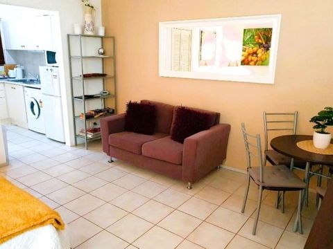 M104 West Perth Studio Apartment Near Kings Park - Your Accommodation 0