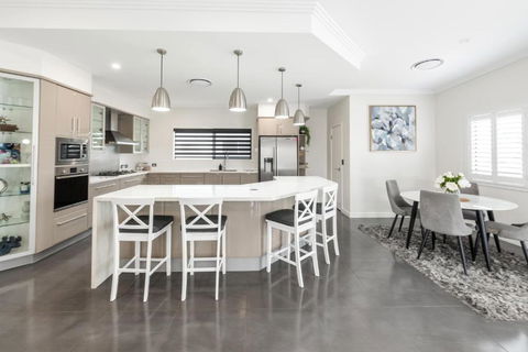 Magic On MacArthur - Your Accommodation 3