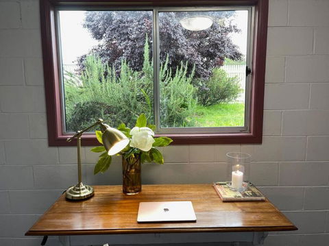 MAGNOLIA HOUSE ON THE CREEK - STANTHORPE - Your Accommodation 3