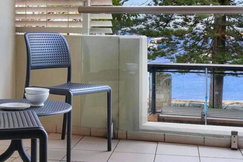 MAN54 -Manly Magic Waterfront Retreat With Gym & Sauna - Your Accommodation 0