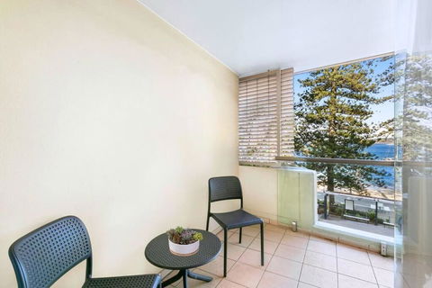 MAN54 -Manly Magic Waterfront Retreat With Gym & Sauna - Your Accommodation 2