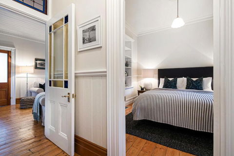 MARIGOLD COTTAGE Charming 1870s Central Daylesford Cottage - Your Accommodation 1