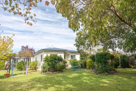 Marnita Farmhouse At Golden Grove Estate Winery - Your Accommodation 0