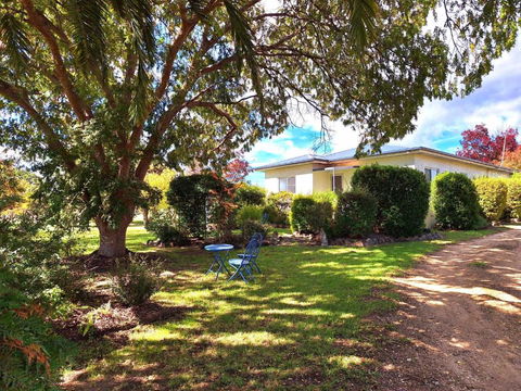 Marnita Farmhouse At Golden Grove Estate Winery - Your Accommodation 1