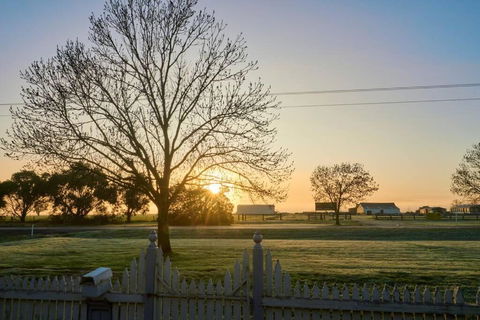 Miners Cottage Lancefield - Your Accommodation 1