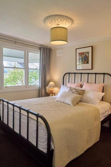 Miners Cottage Lancefield - Your Accommodation 3