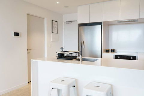 Modern 1 Bed Opposite Racecourse - Your Accommodation 0