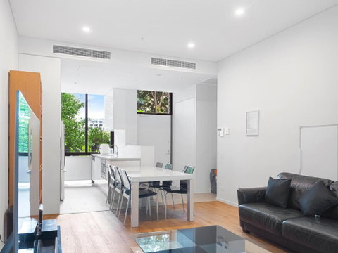 Modern Split Level 2Bed With Pool - Your Accommodation 0