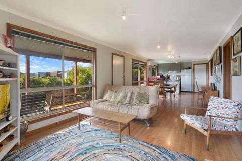 Monaro Cottage - Your Accommodation 3