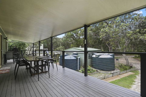 Moreton Island Retreat - Your Accommodation 1