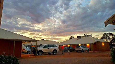 Mud Hut Motel - Your Accommodation 1