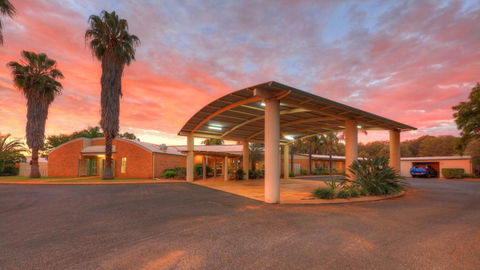 Mulga Country Motor Inn - Your Accommodation 0