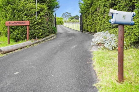 Narre Warren Farm Farm 20 People - Your Accommodation 1