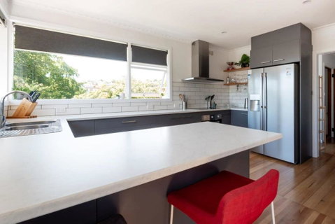 Near The CBD Perfect For Large Groups & Parking - Your Accommodation 0