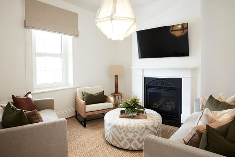 Nest Stays - Your Accommodation 1