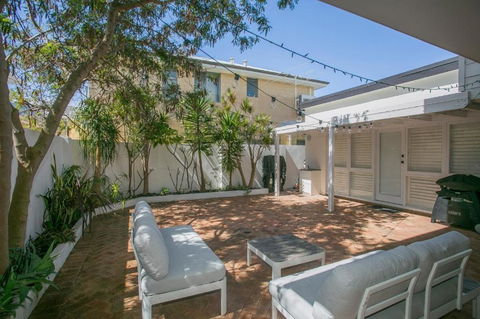 NOR214 - Northstead Coastal Charm - Your Accommodation 0