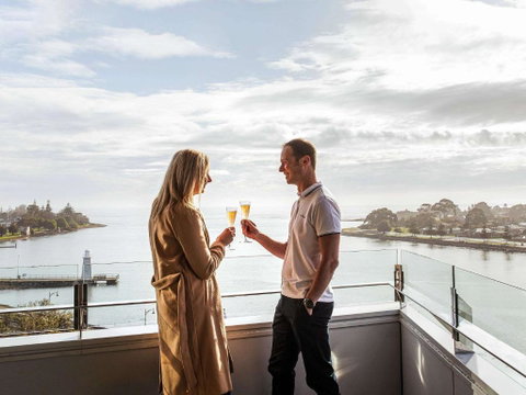 Novotel Devonport - Your Accommodation 1