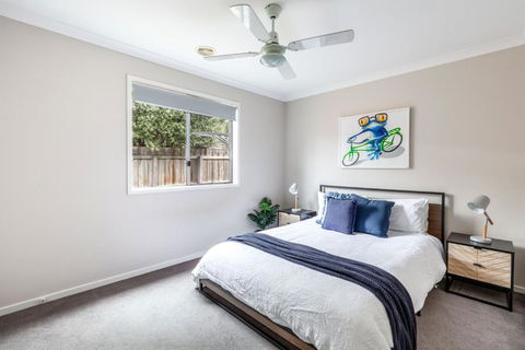 Oakdean Resort- Pool, Spa, Beach, Sleep 10 - Your Accommodation 1