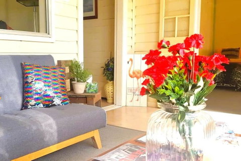 Oakwood House - Entire House Rental - 5 Bedrooms With Netflix And WiFi - Your Accommodation 1