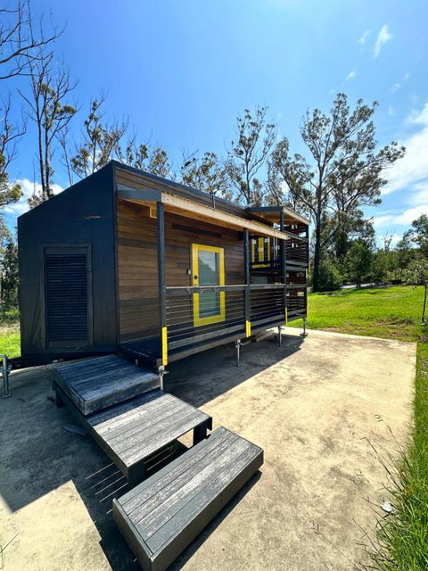 Ocean Breeze Tiny House - Ocean And Lake View - Your Accommodation 1