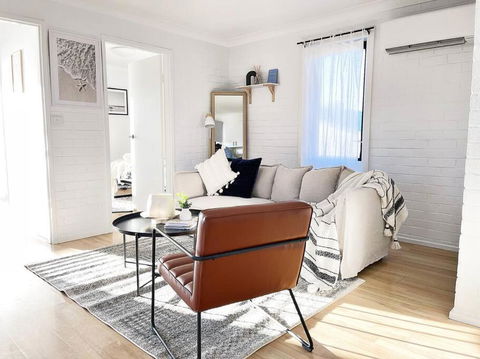 OCEAN MIST - DIRECT BEACHFRONT ON CASEYs BEACH - Your Accommodation 0