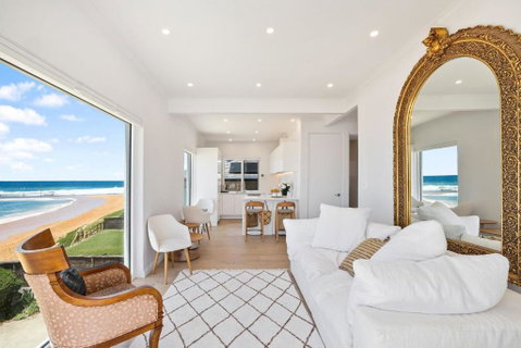 On The Beach - Your Accommodation 1