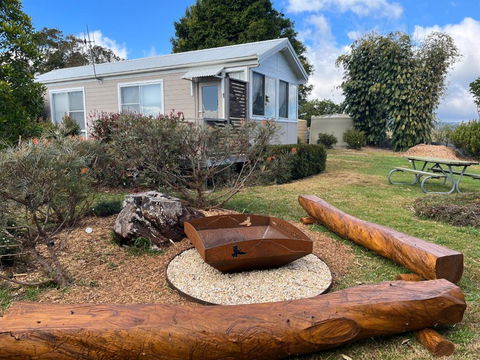 Orange Blossom- Comboyne Mountain Cottages - Your Accommodation 1