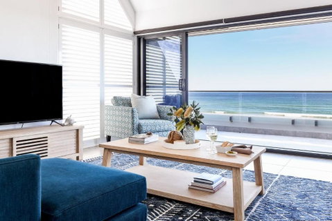 Pacific Dawn On The Beach - Your Accommodation 1