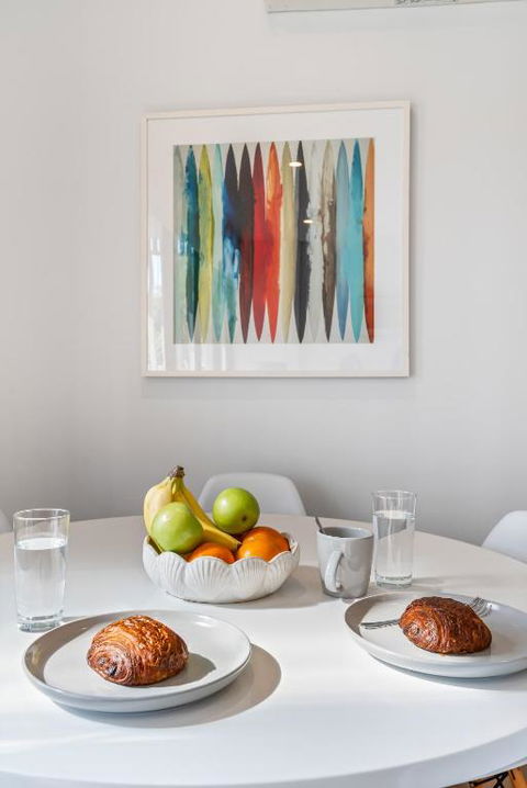 Park Life! Elegant & Sun-Filled 2 Bed 2 Bath Home In Caulfield North - Your Accommodation 3