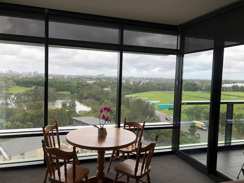 Parkview Modern Apartment W Parking @ Olympic Park - Your Accommodation 0