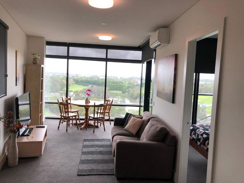 Parkview Modern Apartment W Parking @ Olympic Park - Your Accommodation 1