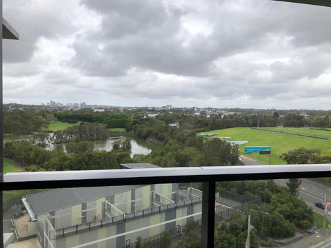 Parkview Modern Apartment W Parking @ Olympic Park - Your Accommodation 3