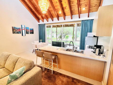 Peaceful Home In Forest - Your Accommodation 1