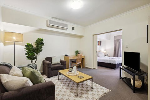 Perth Picture Perfect 1 BDR - Your Accommodation 1