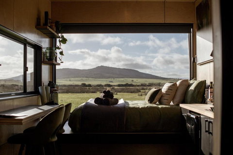 Peter The Tiny Cabin In Esperance - Your Accommodation 3