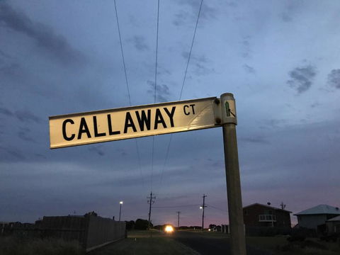 Peterborough Getaway - Your Accommodation 3
