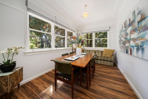 Pine Lodge - Your Accommodation 3