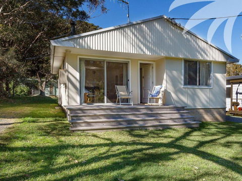 Pippis A Classic Beach House - Your Accommodation 0
