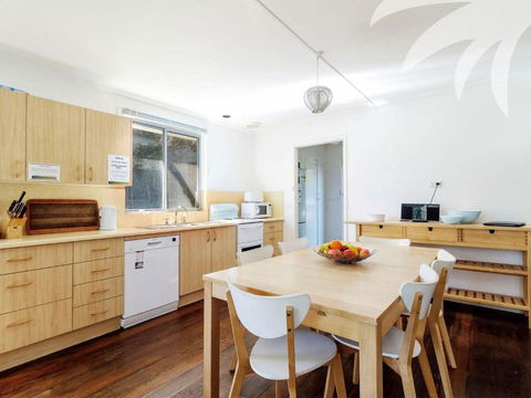 Pippis A Classic Beach House - Your Accommodation 2