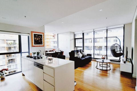 Pool View Of Marquarie Park Paradise - Your Accommodation 0