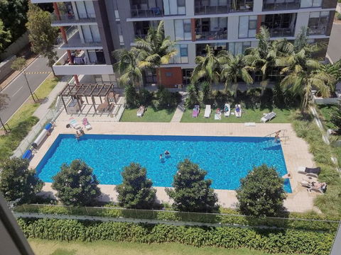 Pool View Of Marquarie Park Paradise - Your Accommodation 3