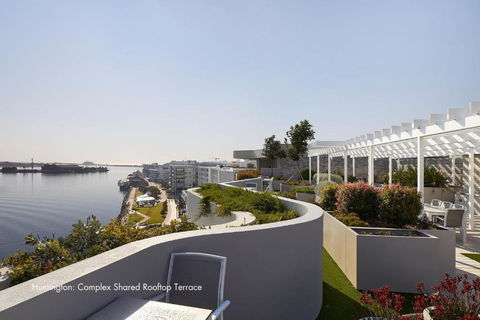 Portside On Honeysuckle - Your Accommodation 3