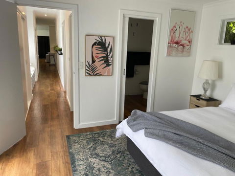 Position Perfect In The Heart Of Sherbrooke - Your Accommodation 3