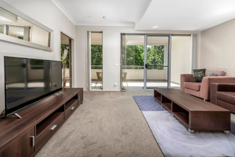 Quiet Apartment In Braddon ACT - Your Accommodation 3