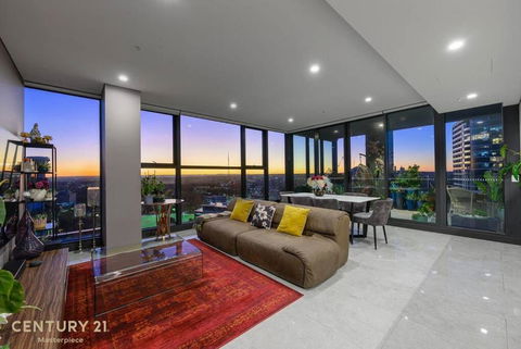 Premium 3Bed Luxury With Infinity Pool & Gym - Your Accommodation 0